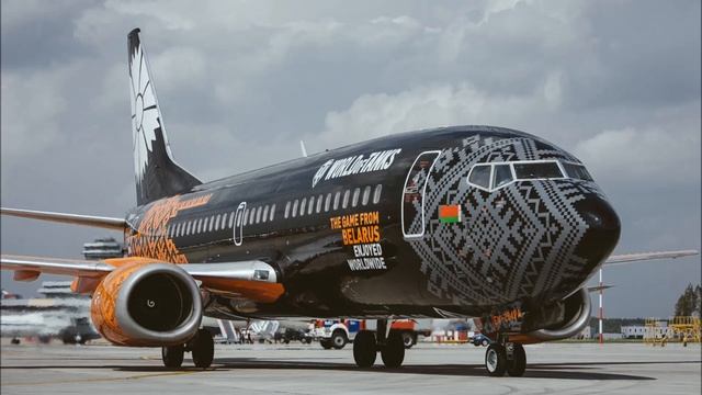 Wargaming забрендировал самолет Белавиа в стиле World of Tanks смотреть онлайн