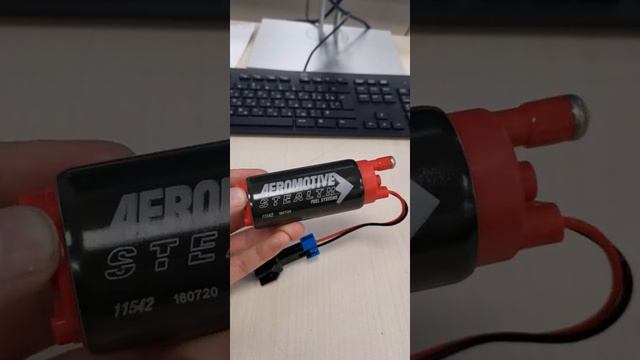 Aeromotive 340 l/h fuel pump смотреть онлайн