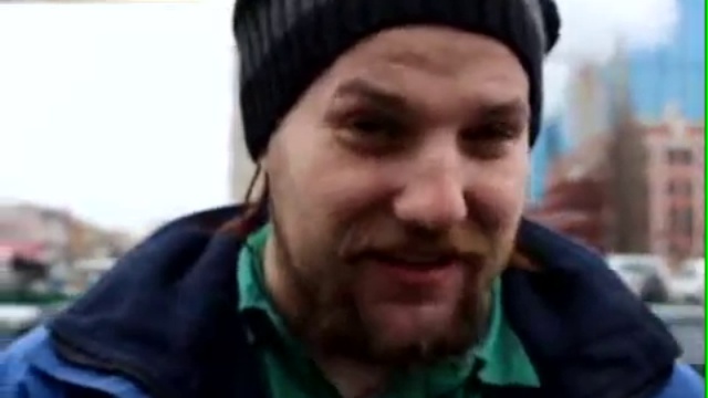 «Мирный» житель Ровно- нужно 2 ядерных бомбы на ЛНР и ДНР смотреть онлайн