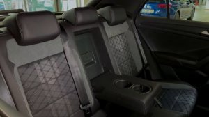 2022 Volkswagen T-Roc - Обзор  Фольксваген T-Roc 2022 года.