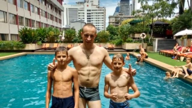 Чемпион мира 2017 года среди подростков по муай- тай Беларус Илья Сырыцкий смотреть онлайн