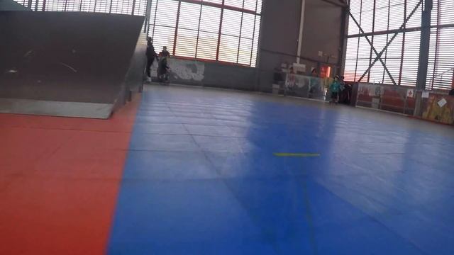 Покатушки в скейт-парке "Bombastik" смотреть онлайн