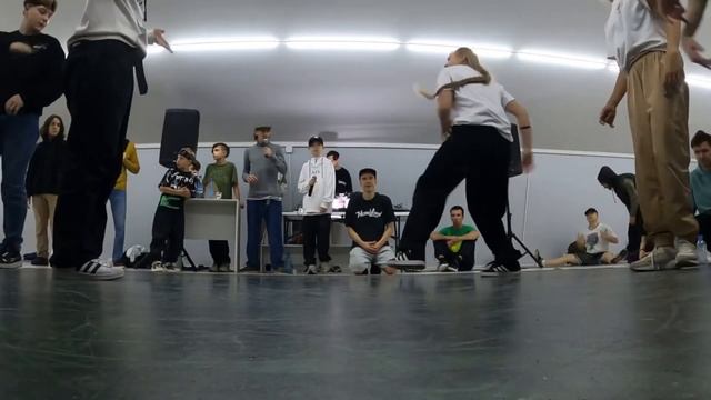 джем "Раскрытие" - Broudissquiet Bboys (win) vs В Мире Животных смотреть онлайн