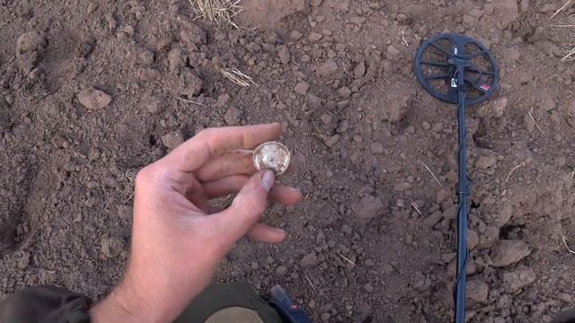 Щелкаем советы только в путь! С металлоискателем Minelab Equinox 600 смотреть онлайн