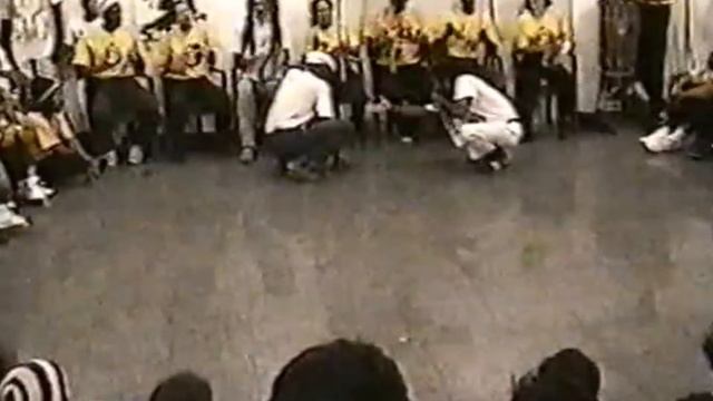 Mestre Paulo dos Anjos e Mestre Cobra Mansa смотреть онлайн