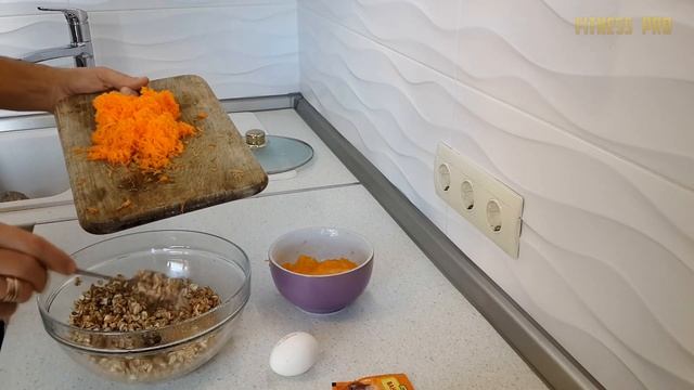 Готовим фитнес печенье / Рецепт вкусных фитнес-печенек смотреть онлайн