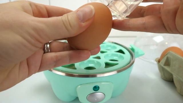 How to Boil and Steam Eggs Fast | Dash Rapid Egg Cooker Gadget Amazon Review смотреть онлайн