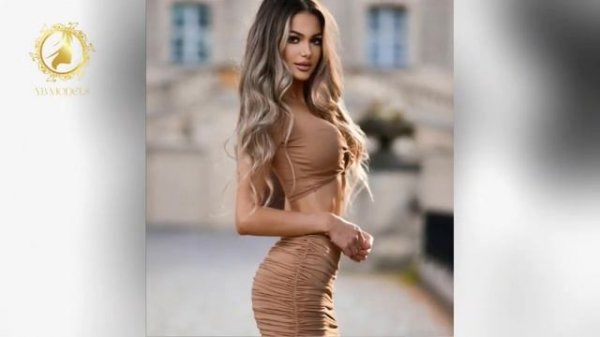 Aurelia Aurolka, Polish Model & Instagram Star..Wiki Biography,age,weight,relationships,net worth