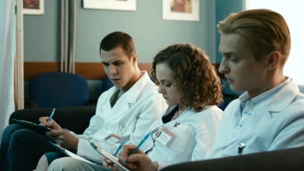 Интерны: Диктант