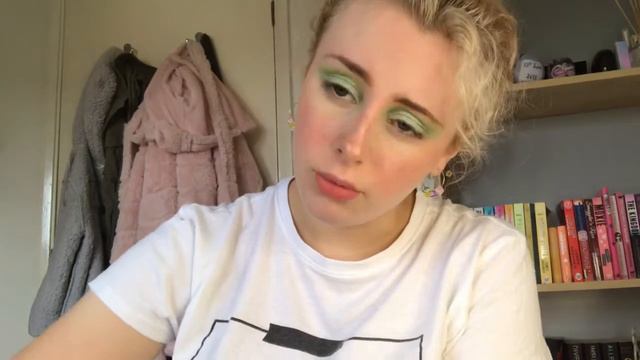 Euphoria Inspired Makeup смотреть онлайн