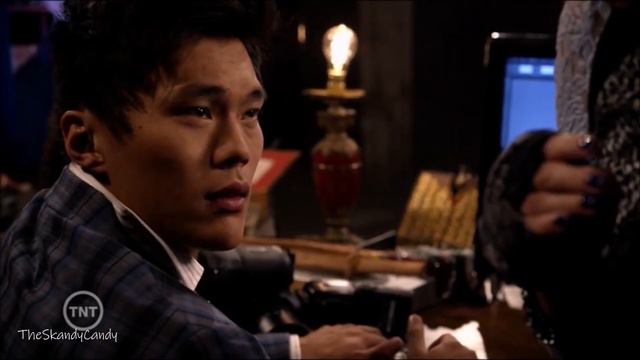 Ezekiel+Cassandra | Lightning