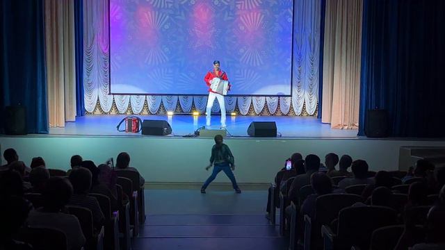 Пацан удивил всех! Смотреть до конца! 😳 смотреть онлайн