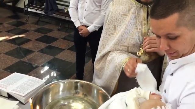 КРЕЩЕНИЯ РЕБЁНКА•ОБРЯД КРЕЩЕНИЯ• смотреть онлайн