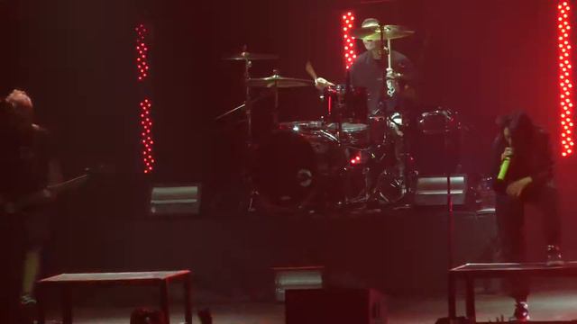 Louna - Весна (Live @ 1930 Moscow, 15.05.2022) смотреть онлайн