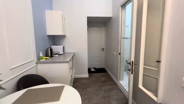 Студия 1912 у Петропавловской крепости (квартира посуточно в центре Петербурга) смотреть онлайн