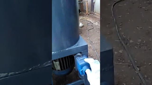 Самодельная корморезка в работе . смотреть онлайн