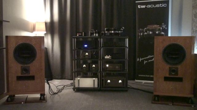 Moscow Hi-End Show 2014: Hi-End Centre (Maxonic, TW-Acustic, Koetsu,Acrolink, Taoc)