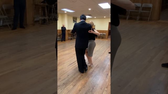 Tango demo lesson sacadas continúas,Analía Carreño Luis Ramírez #dance #tango #newyorktango #nj #pr смотреть онлайн