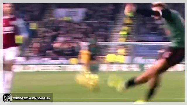 This Is Why Jack Grealish Wears His Socks Low... смотреть онлайн