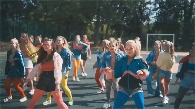 Наш клип готов! Мы из 90-х! Приятного просмотра! ???? смотреть онлайн