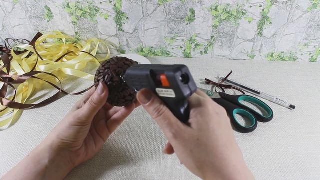 Как сделать кофейный топиарийIКофейное деревоIТопиарий из кофе/Поделки и подарки своими руками смотреть онлайн