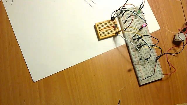 Бесконтактный переключатель на Attiny13 смотреть онлайн