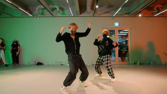 City Girls - Twerk ft. Cardi B / Harimu Choreography смотреть онлайн