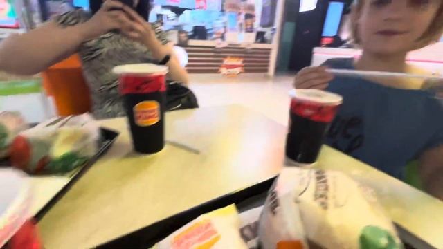 Отмечаем праздник маркиза смотреть онлайн