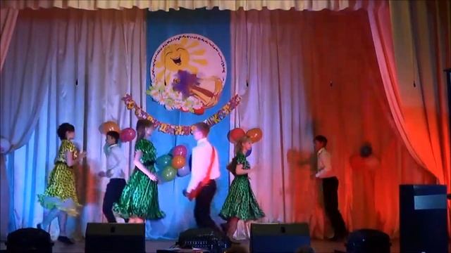 Танец на последний звонок смотреть онлайн
