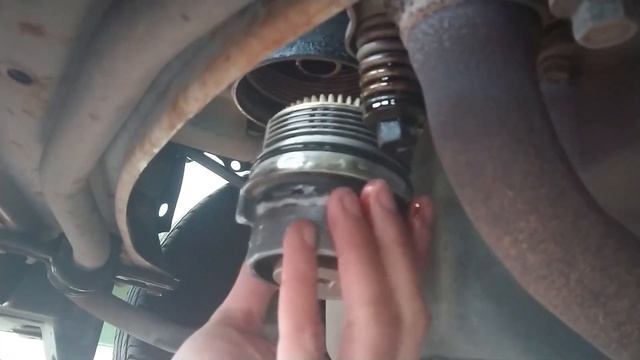 How To Change Engine Oil And Filters On A Daihatsu Sirion/החלפת שמן מנוע ופילטרים לסיריון