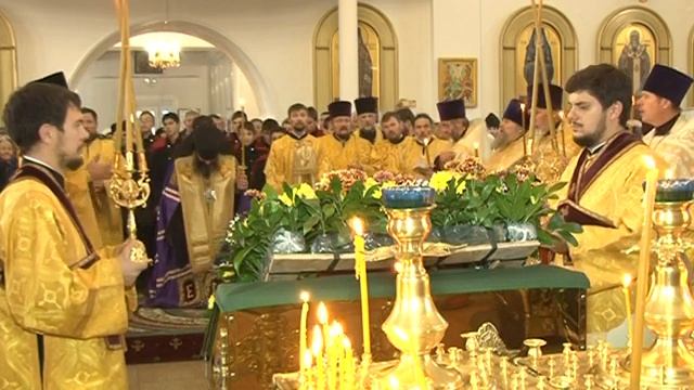 В Армавир привезли икону «Спас кровоточивый» смотреть онлайн