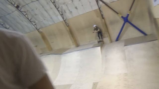 ВЛОГ  трюки на самокате в аллпро