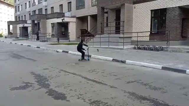 Ролик | Самокат | Катать | Хобби смотреть онлайн