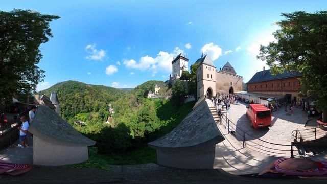 54. Karlstejn. Castle courtyard. Czech Republic. смотреть онлайн