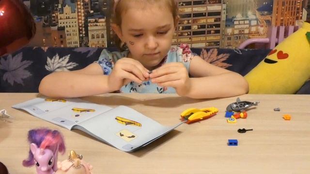 Конструктор LEGO® City Great Vehicles 60286 Пляжный спасательный вездеход смотреть онлайн