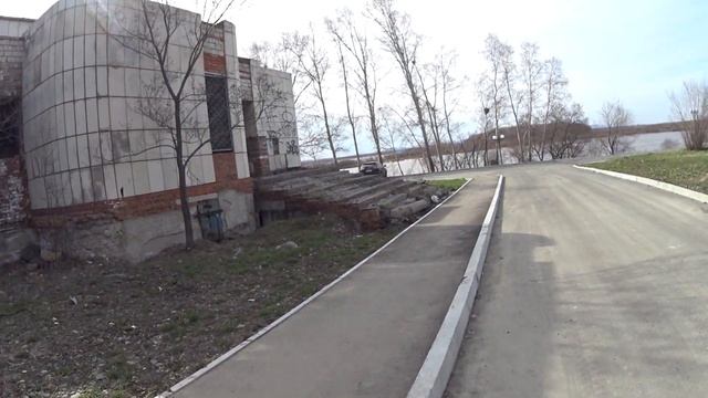 АМУРСК. Май 2022 года. Дом Молодежи. Центральная набережная. Хабаровский край. Дальний Восток Росси смотреть онлайн