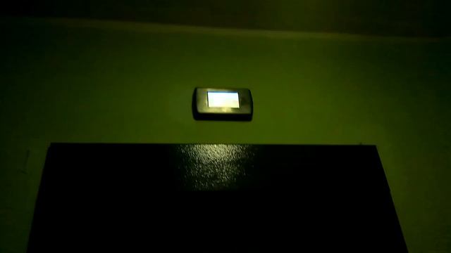 Табло лифта переходит в спящий режим и гаснет! смотреть онлайн