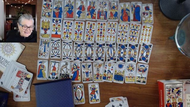 Tarot de Marseille Q&A How I read. смотреть онлайн