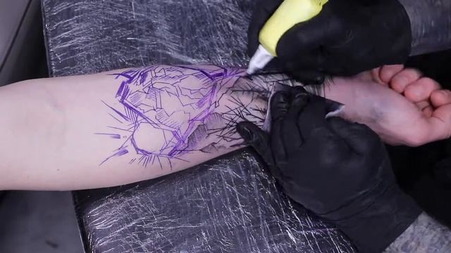 TimeLapse tattoo Arm sketch смотреть онлайн