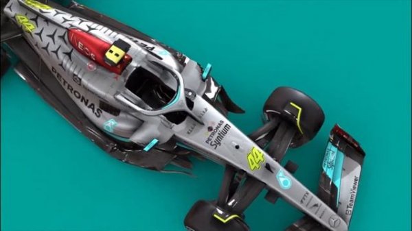 Mercedes AMG F1 W13