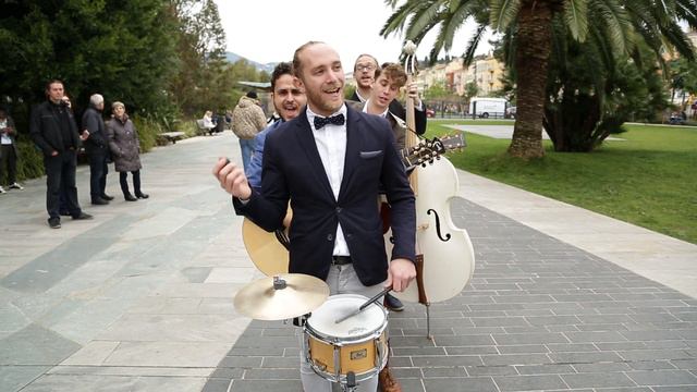 BUDAPEST (George Ezra) - GARÇONS CHICS