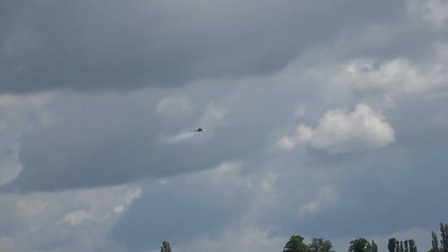 GREAT TOMAHAWK FUTURA V2 RC TURBINE JET SHOW FLIGHT | LUCA BAUMANN | PROWING 2019 смотреть онлайн