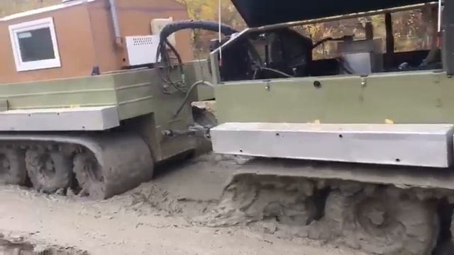 Аренда вездехода. Гидротрак - машина-амфибия для работы в условиях тяжёлого бездорожья смотреть онлайн