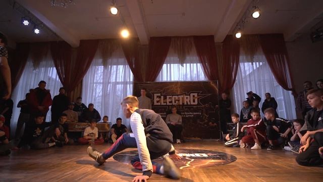 Эластик vs Dalex смотреть онлайн