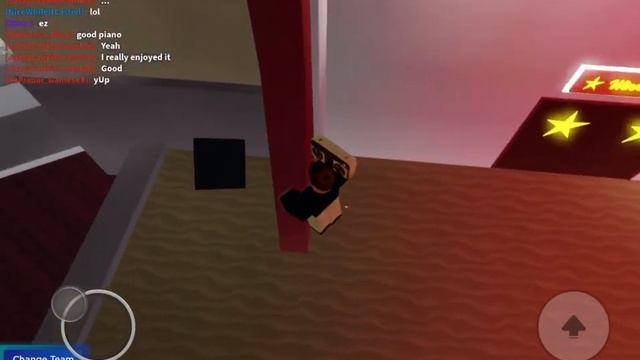 I rick rolled a whole server in Roblox’s Got Talent смотреть онлайн