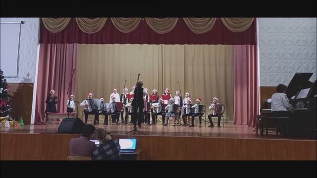 Ансамбль «Армоние». Возраст 8-14 лет. Две рождественские песни. смотреть онлайн