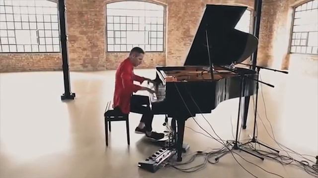 Peter Bence смотреть онлайн