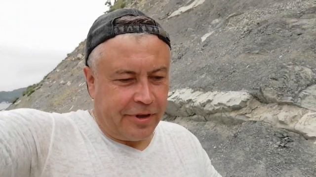 Гора Ежик в Архипо-Осиповке. Прогулка за гору.Что за горная порода на черном море? смотреть онлайн