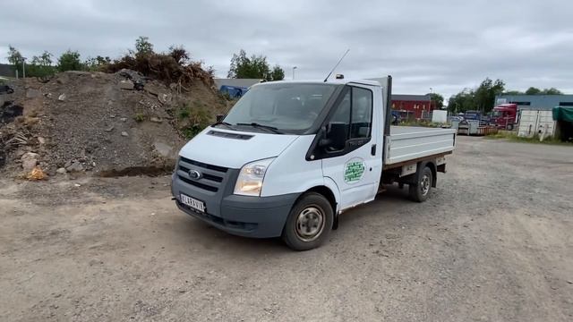 Köp Ford Transit 115 T300 med flak på Klaravik смотреть онлайн