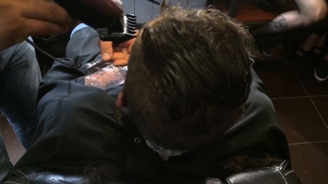 BarberShop BARABAS! БРЯНСК. КЛИЕНТ ПОДСТРИГ БАРБЕРА!!!